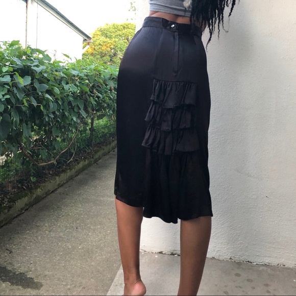 Ruffle Tail Satin Skirt - Picture 8 of 8